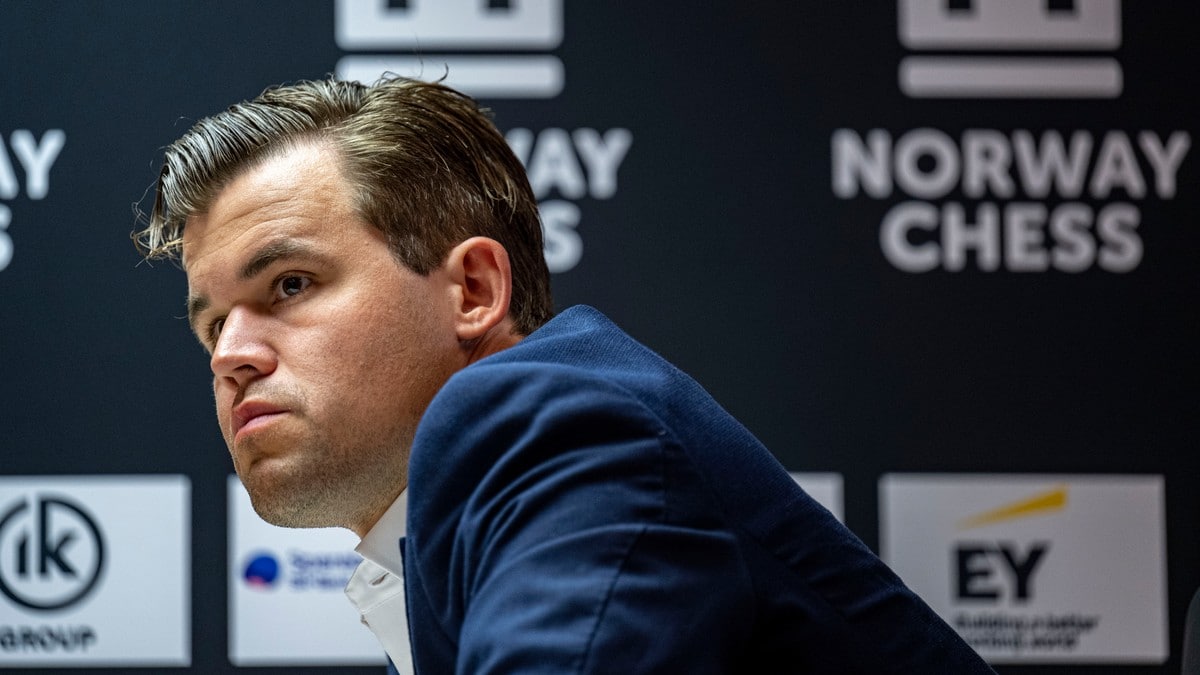 Magnus Carlsen slo Nakamura i armageddon – leder Norway Chess