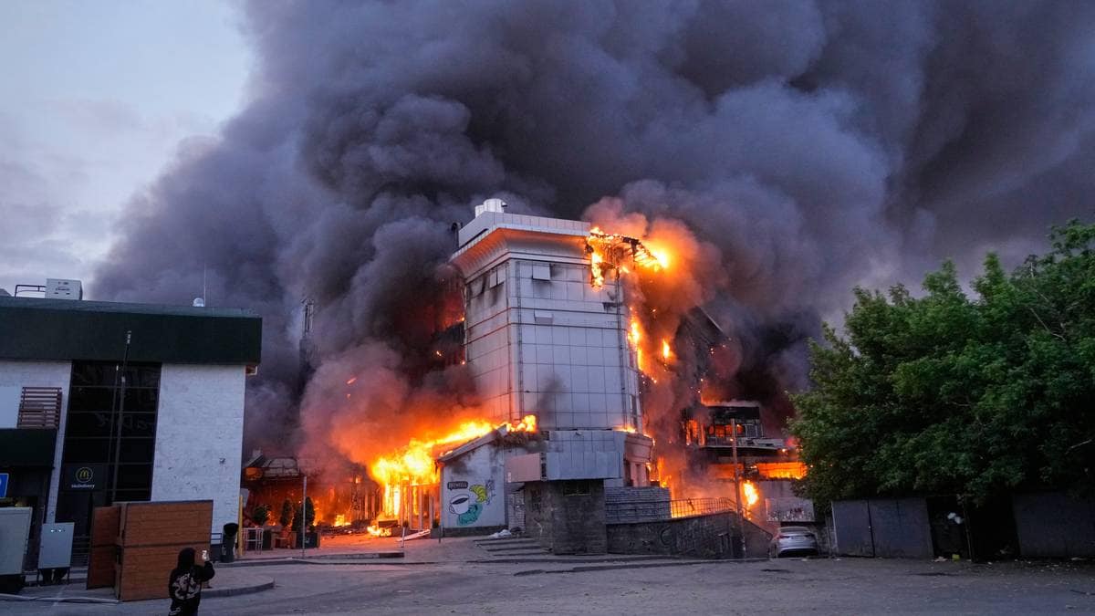 Minst én drept i rakettangrep mot Kyiv