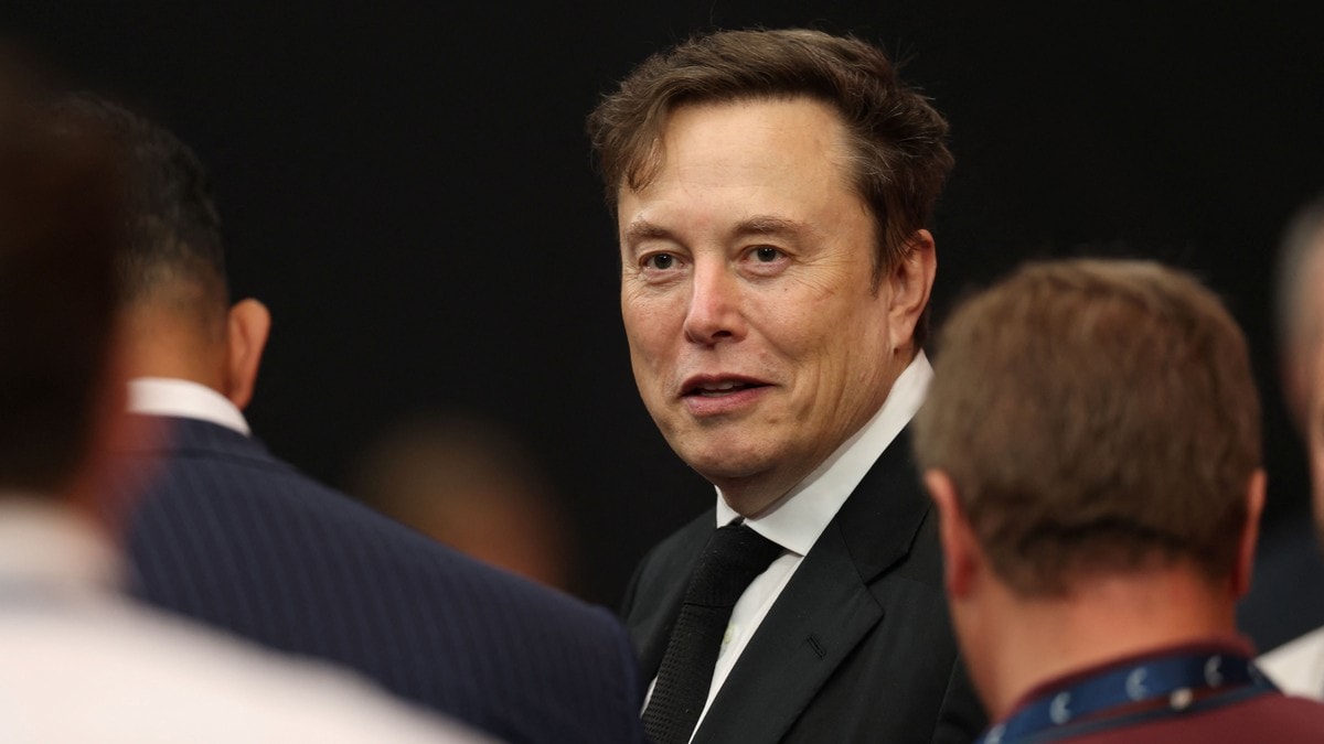 Elon Musks gigantiske lønnspakke vedtatt