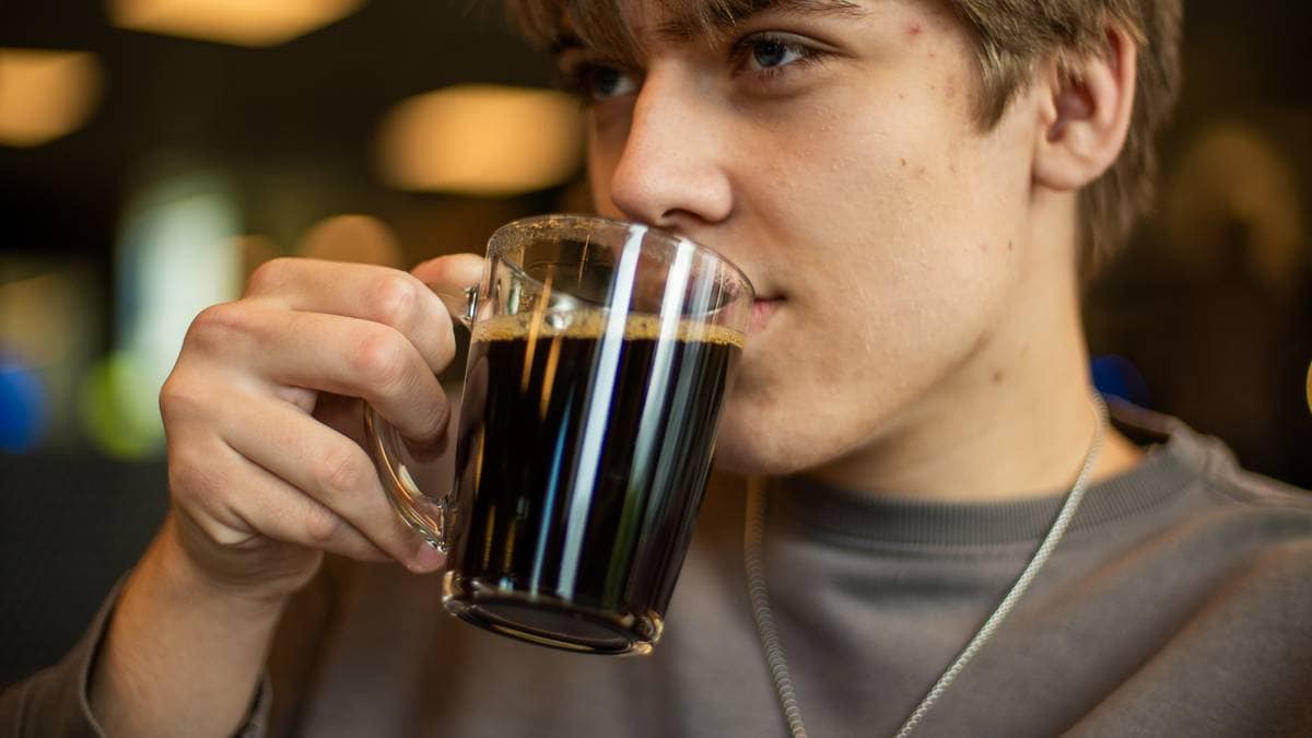 Så mange kopper kaffe daglig skal være trygt