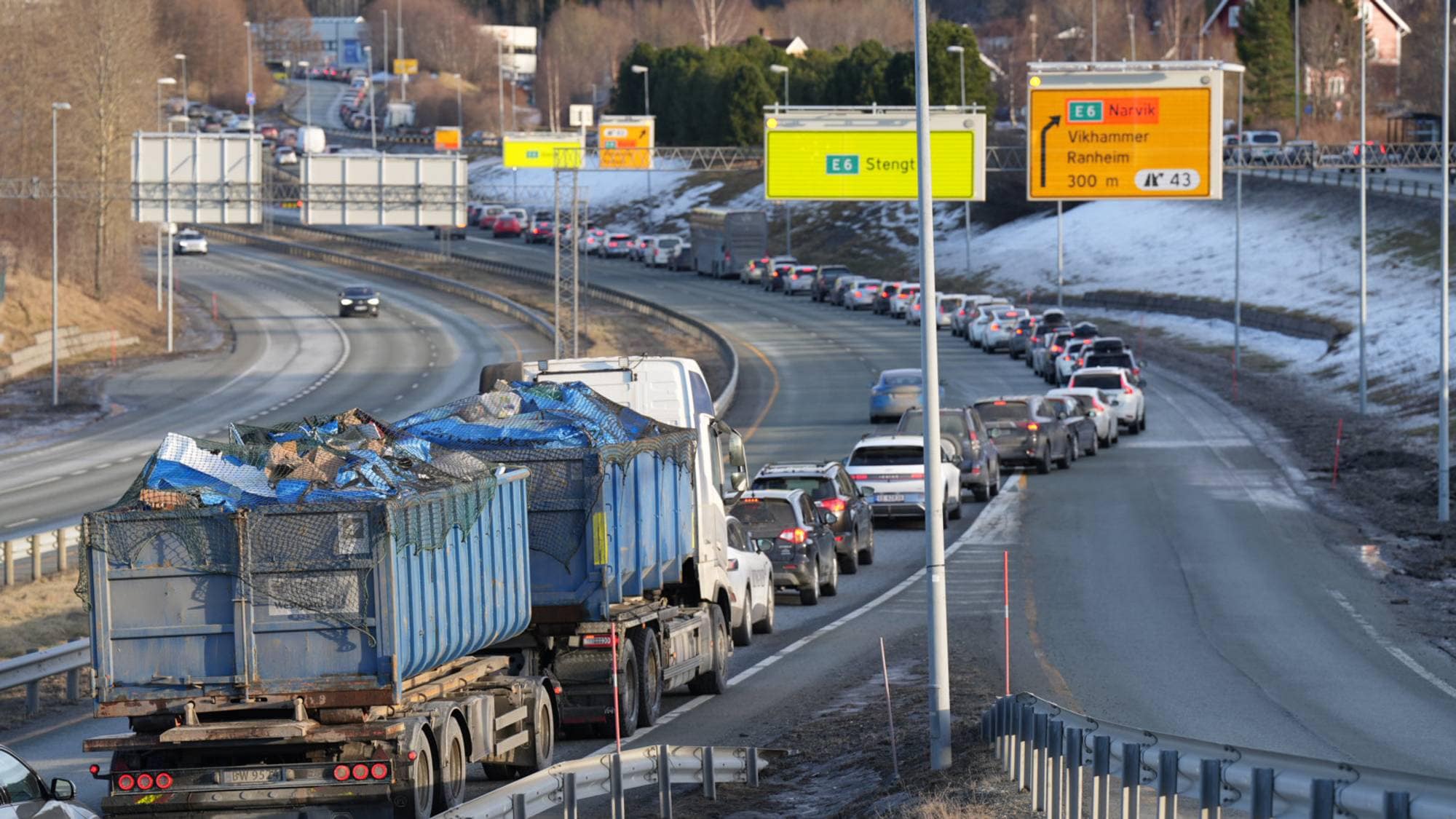 Lange køer på E6 Ranheim