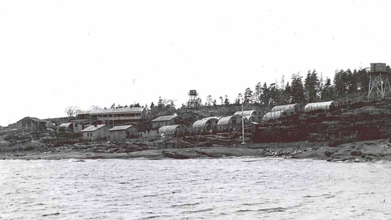 Krigsfangeleiren på Mellom Bollæren, mai 1945.