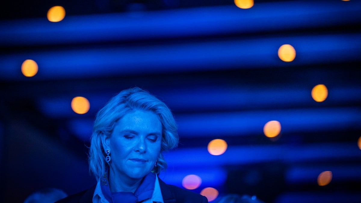 Frp snur i surrogatisaken: Landsmøtet vedtar å tillate i Norge