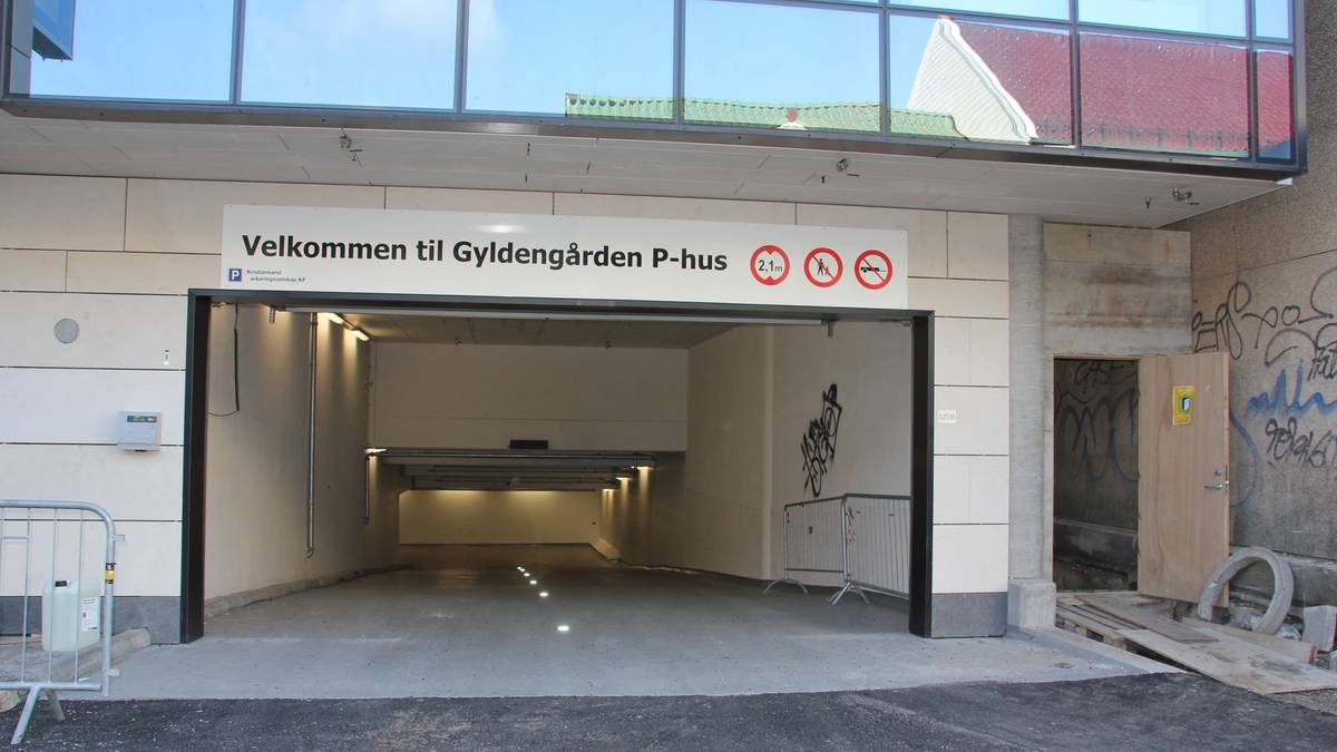Stenger Gyldengården parkeringshus midlertidig