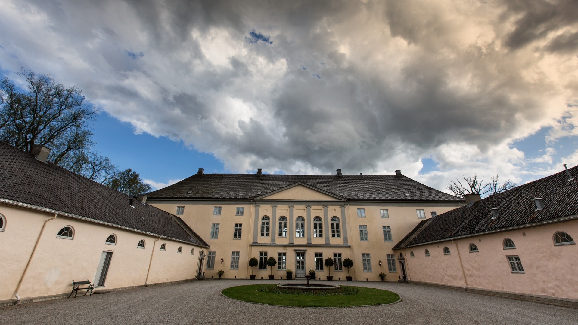 gravkrypten-p-jarlsberg-hovedg-rd-nrk