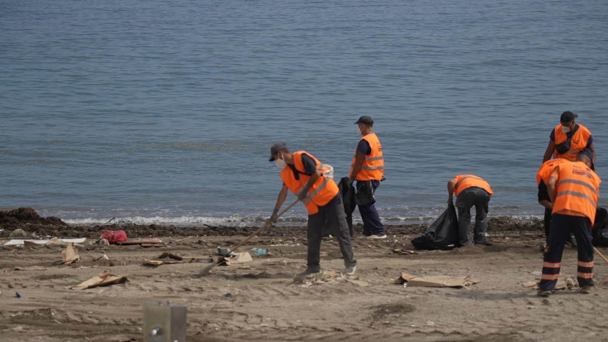 Rydding på strand