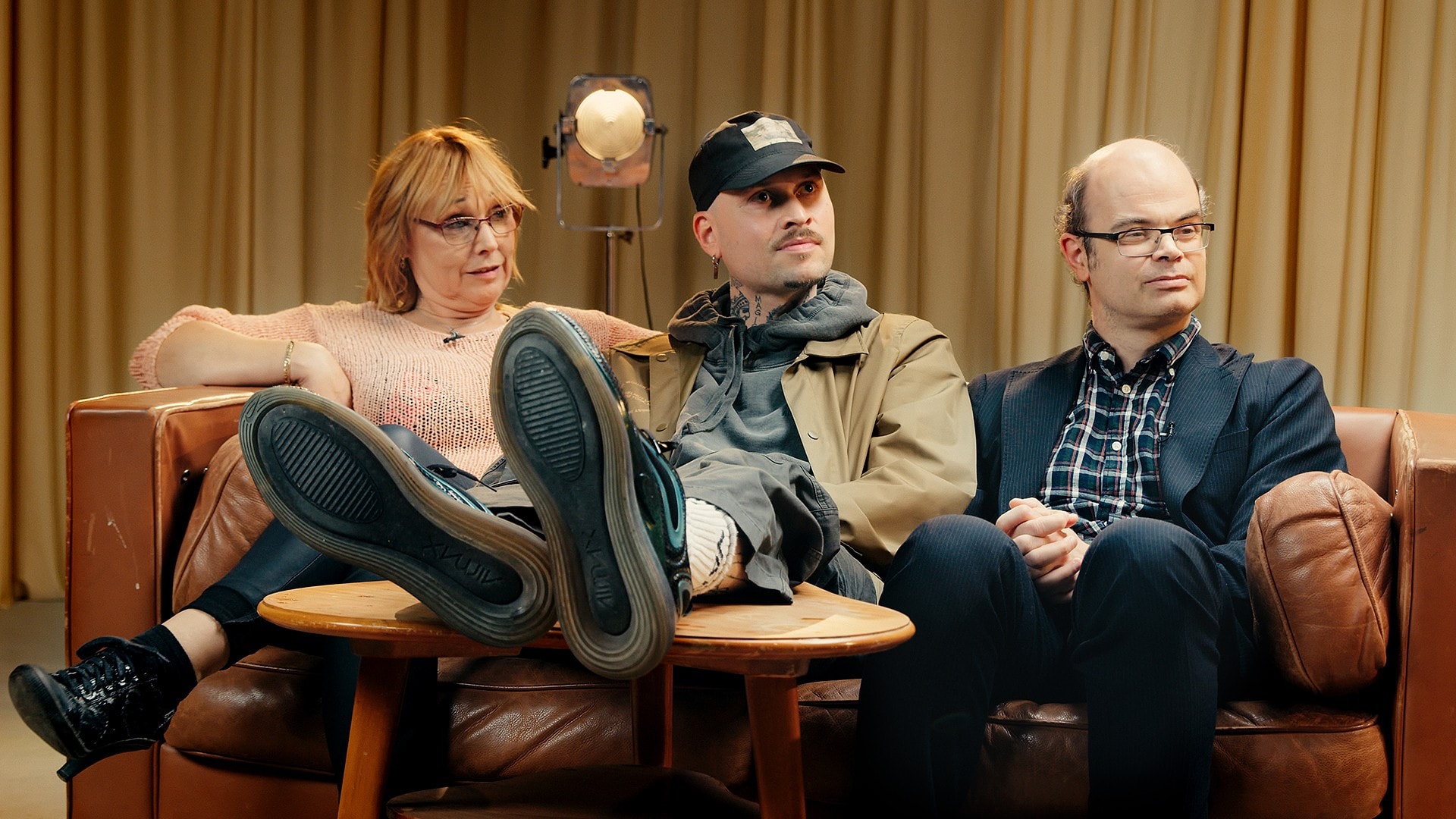 Бодибилдингпен айналысатын әйел секс