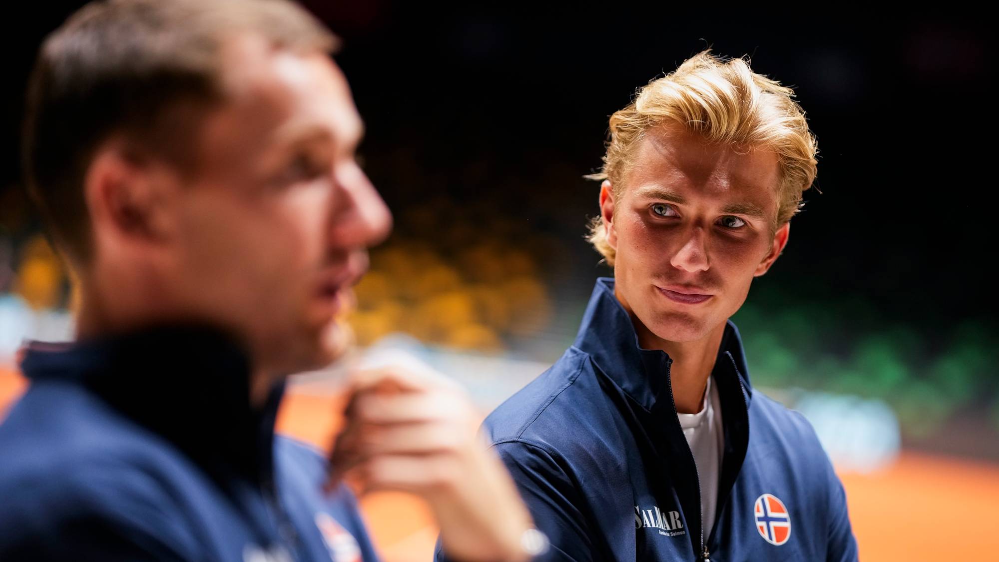 Nikolai Budkov Kjær ser på Casper Ruud