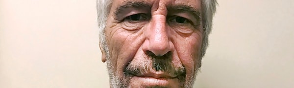 LURTE JENTER: Serieovergriperen Jeffrey Epstein fikk kontakt med unge jenter ved å gi seg ut for å være talentspeider for Victoria's Secret.