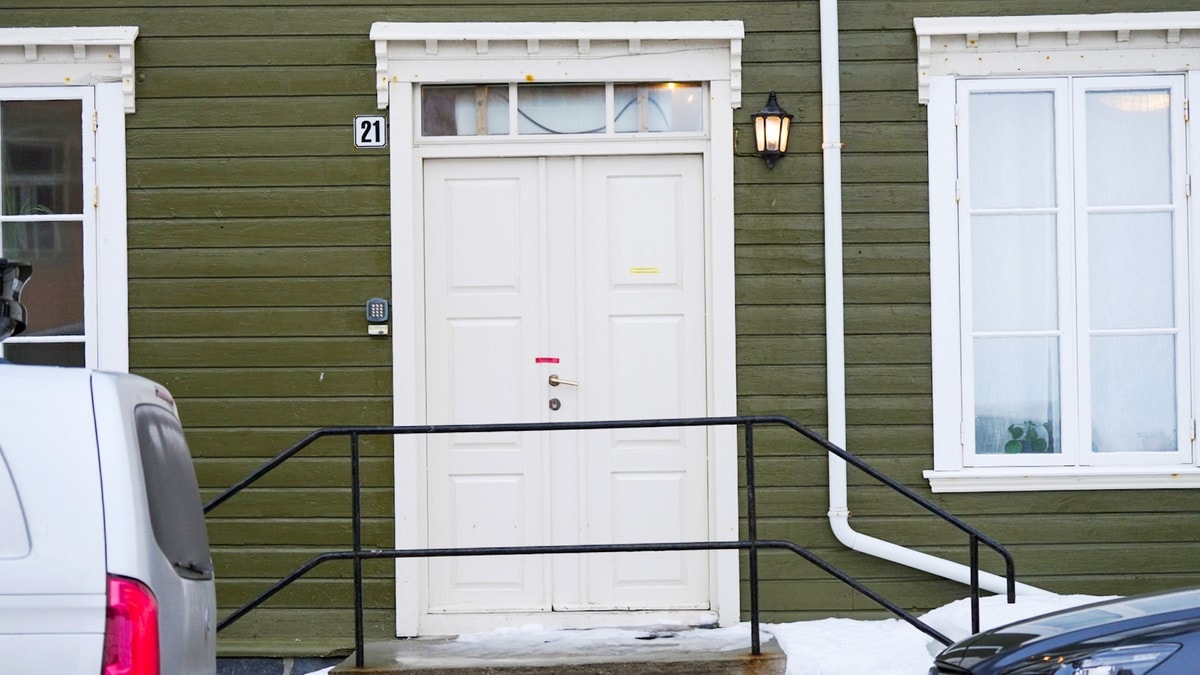 Henlegger drapssak i Vardø: «Kan ha stukket seg selv i magen»