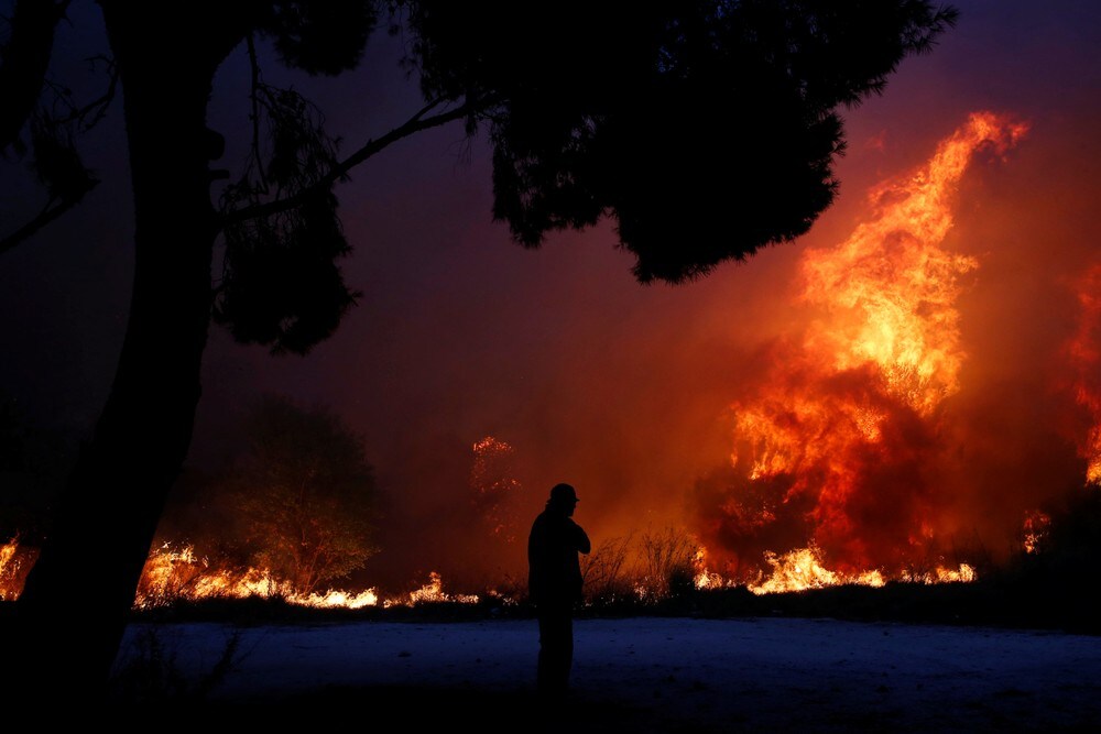 Skogbranner har ført til unntakstilstand ved den greske hovedstaden