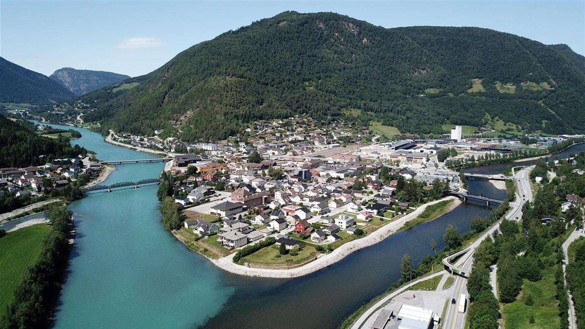 Otta i Sel i Gudbrandsdalen. Her møtes de to elvene Lågen og Otta-elva. 