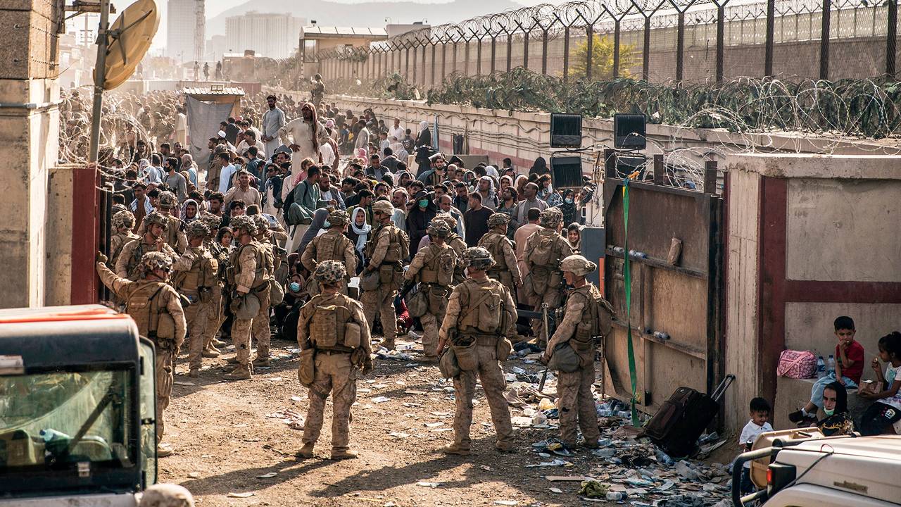 Amerikanske soldater ved flyplassen i Kabul.