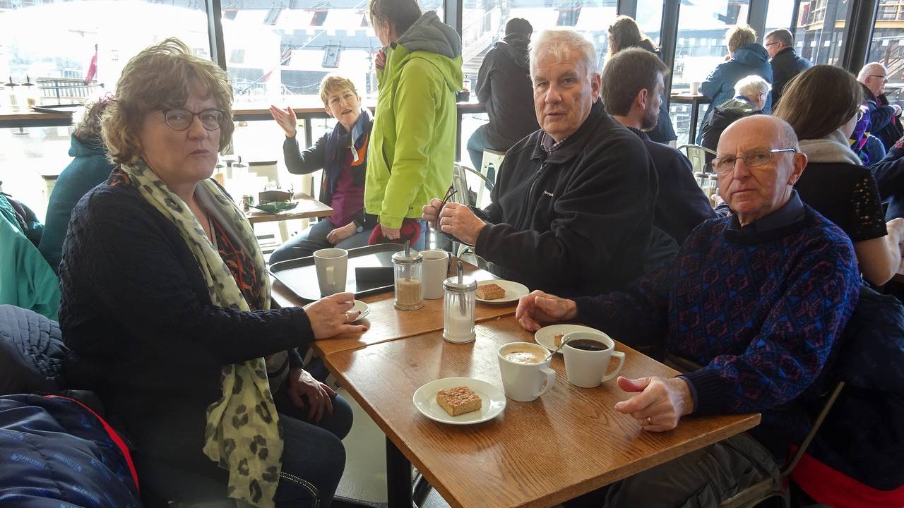 Dette er Albert Faqc og Gaby Herbosch sine feriebilder fra turen med Hurtigrutens Fridtjof Nansen i mars 2020. Lilian Harteveld og Johan Harteveld var også med på turen. Privat