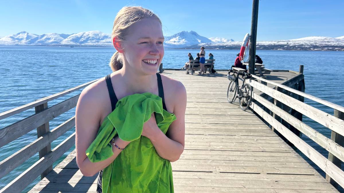 Historisk rekord i Tromsø: Tok et bad på årets første snøfrie dag