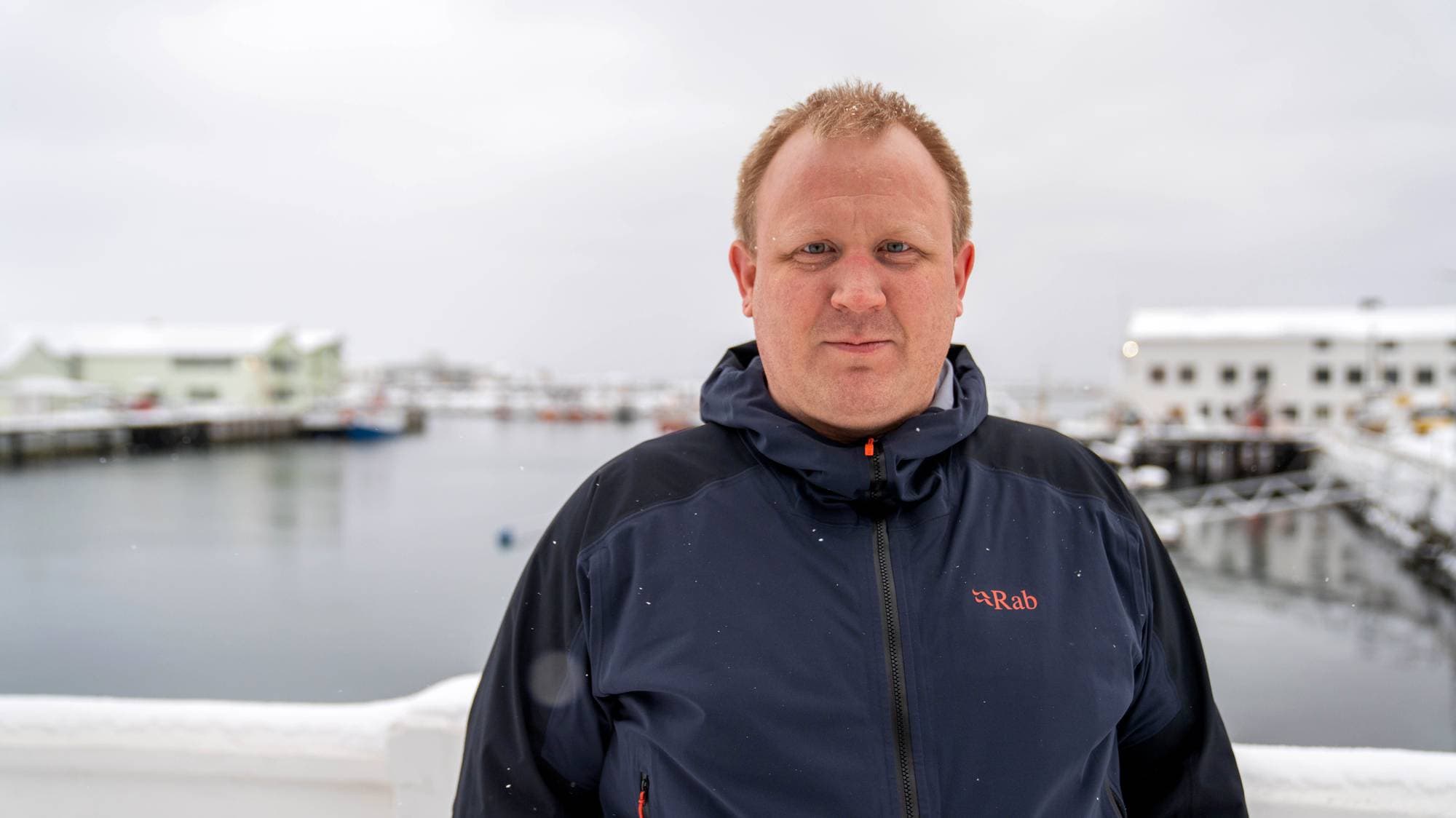 Ordfører Tor Erik Labahå i Vardø er bekymret for Finnmarkskysten etter kutt i torskekvotene. 