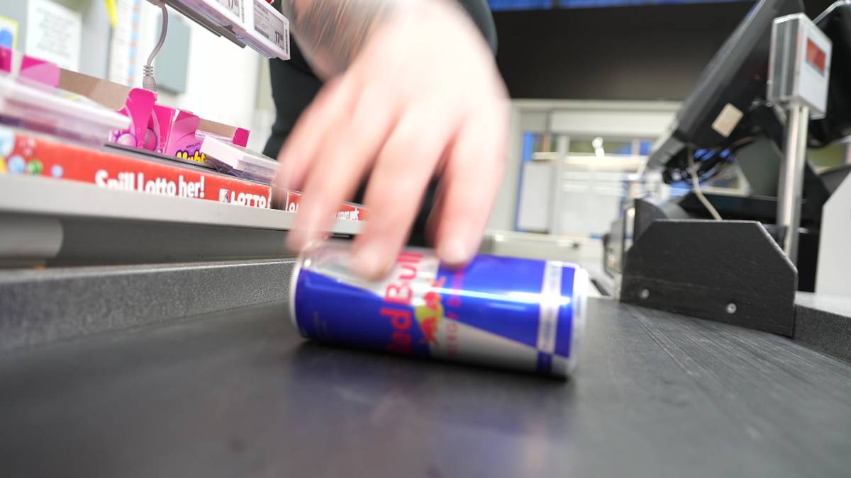 Fra i dag må du være 16 for å kjøpe dette: – Går ikke med passet i lommen