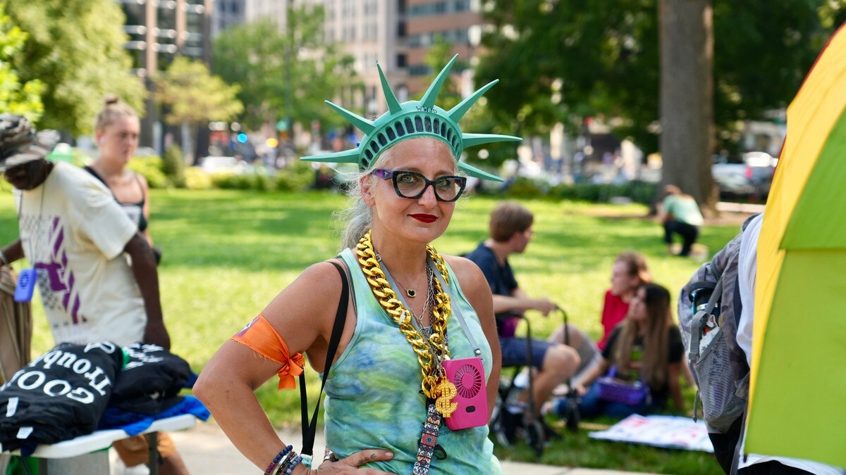 Over 1000 byer i USA demonstrerer mot Trump