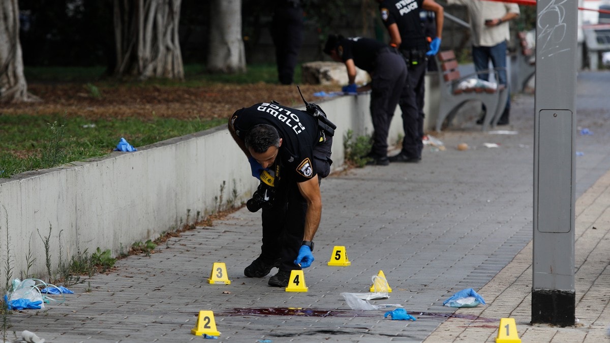 To drept, flere såret i knivangrep ved Tel Aviv