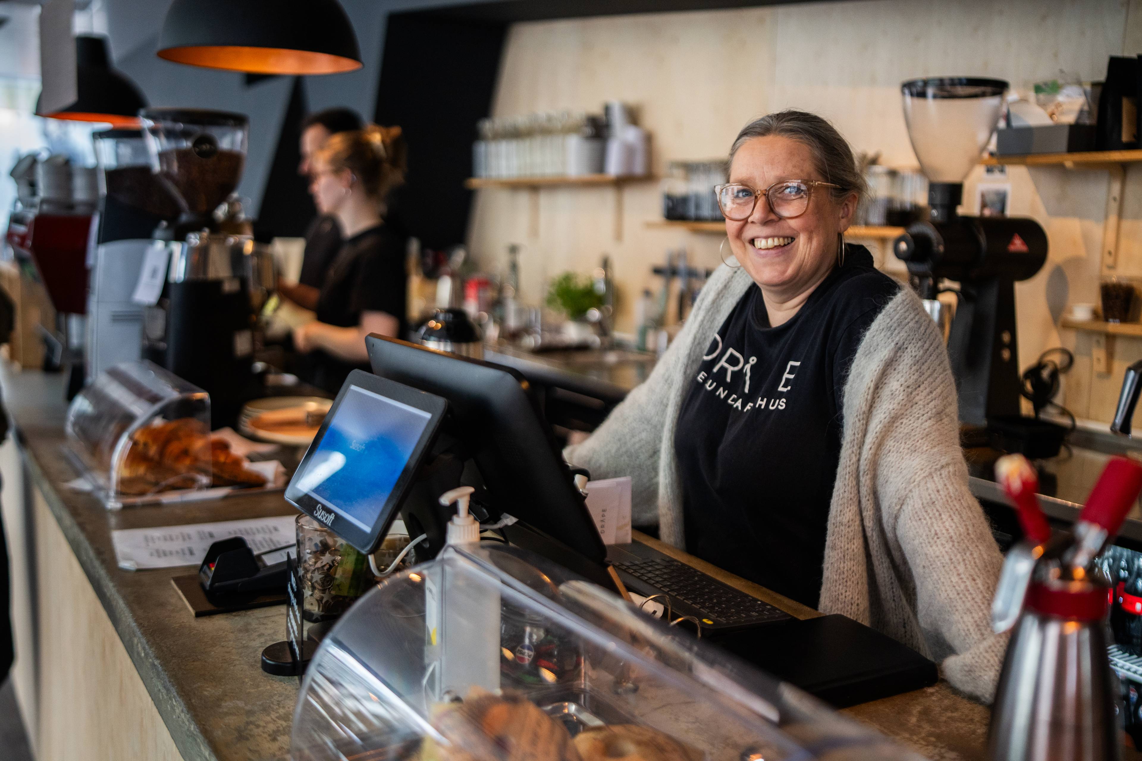 Ragnhild Huse er eigar og drivar av Dråpe kaffehus i Ålesund