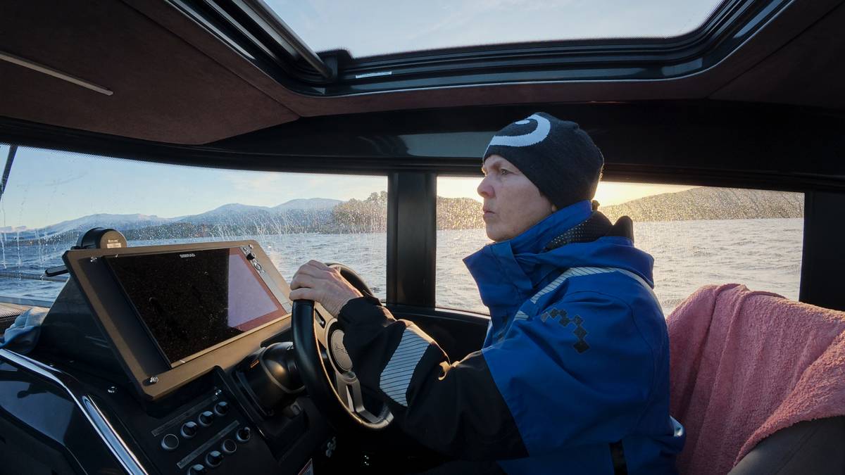 10 grader i sjøen: Bekymring for lakselus og sjukdom