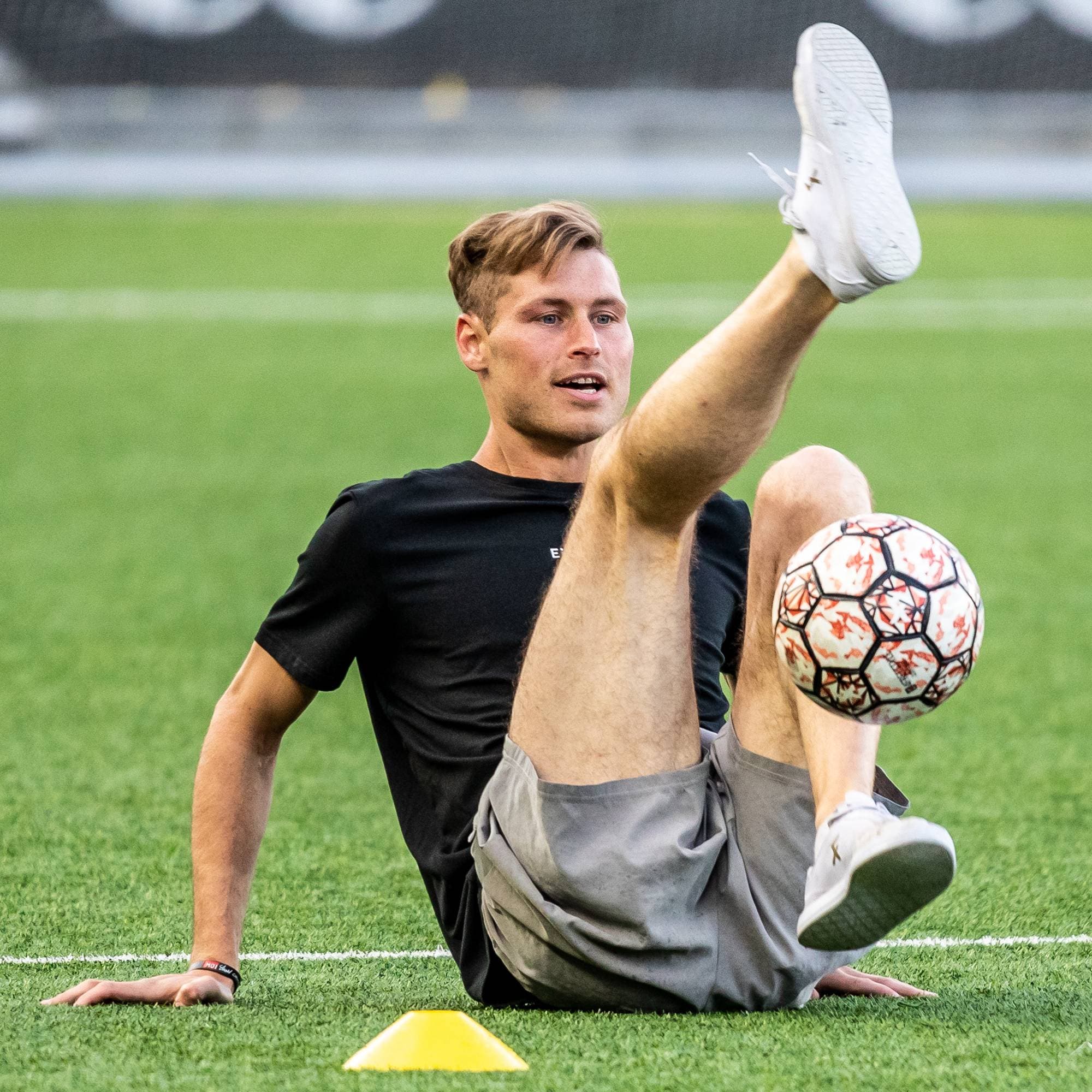 Tobias Brandal Busæt på Briskeby Stadion