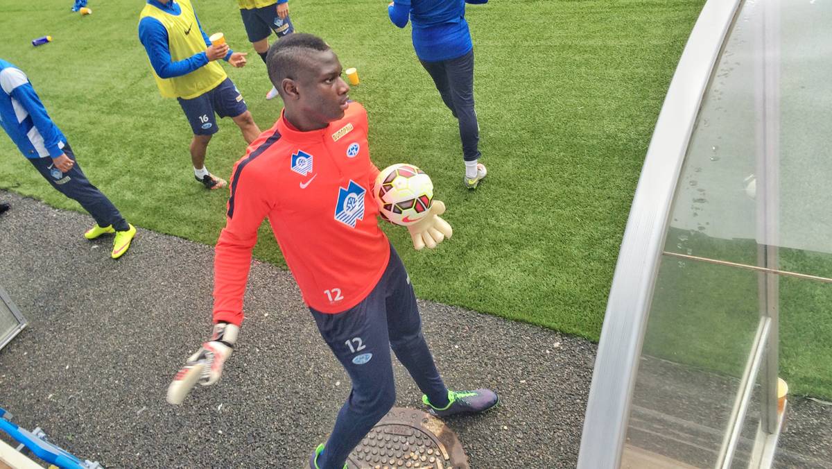 PSG-keeper på prøvespill i Molde