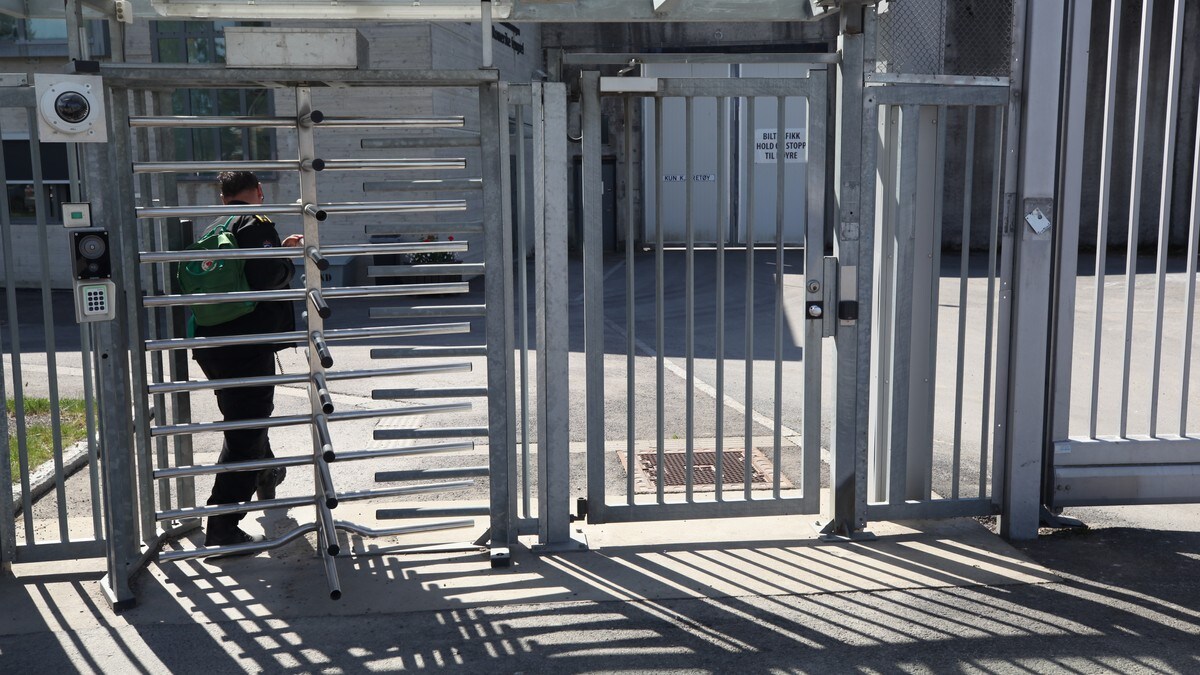 Fengselsbetjent om kriminalomsorgen: – Bare oppbevaring