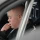 Philip A. Johannesborg / NRK Emilian Bråten sitter i forsetet på bilen.