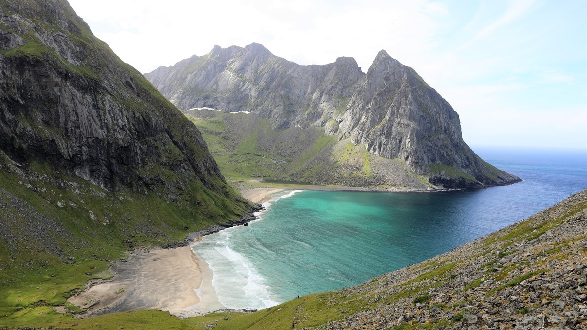 Tar grep etter 160 000 bes&oslash;kende