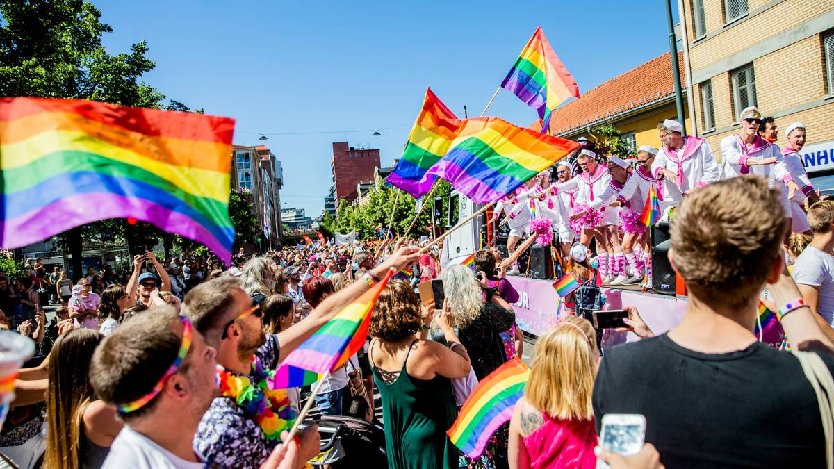 Skeiv Verden: – Vær bevisst på hvor du kjøper prideflagg