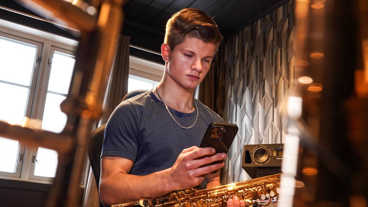 Tinius (16) bruker berre fem minutt på TikTok kvar dag: – Eg har blitt lykkelegare
