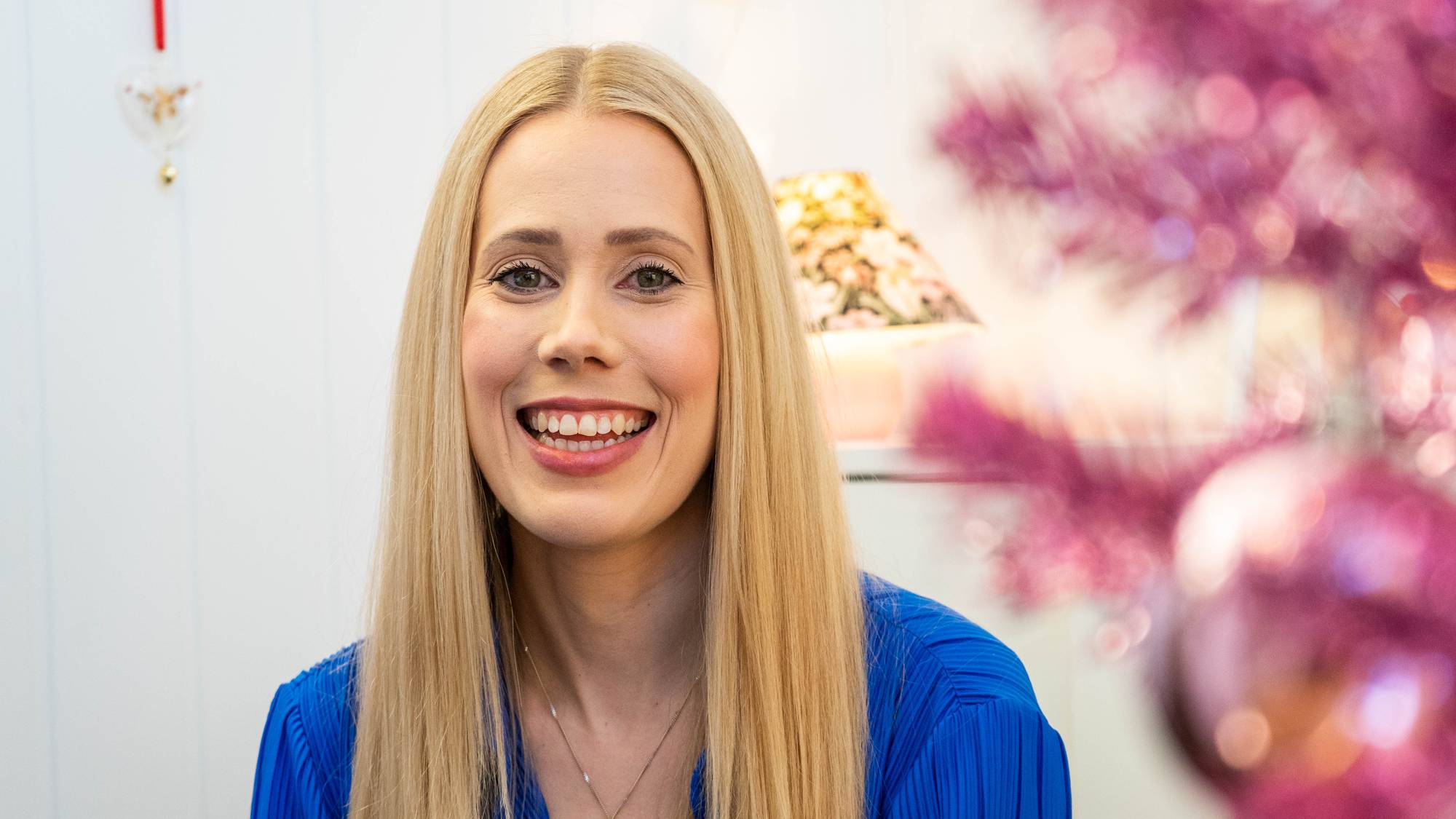 Elisabeth Raasholm Larby har endometriose. Hun mener mye av de kroniske plagene hun har fått kunne vært unngått.