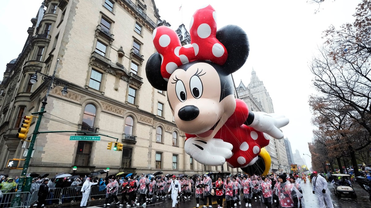 Åpner for KI-genererte videoer med Disney-figurer