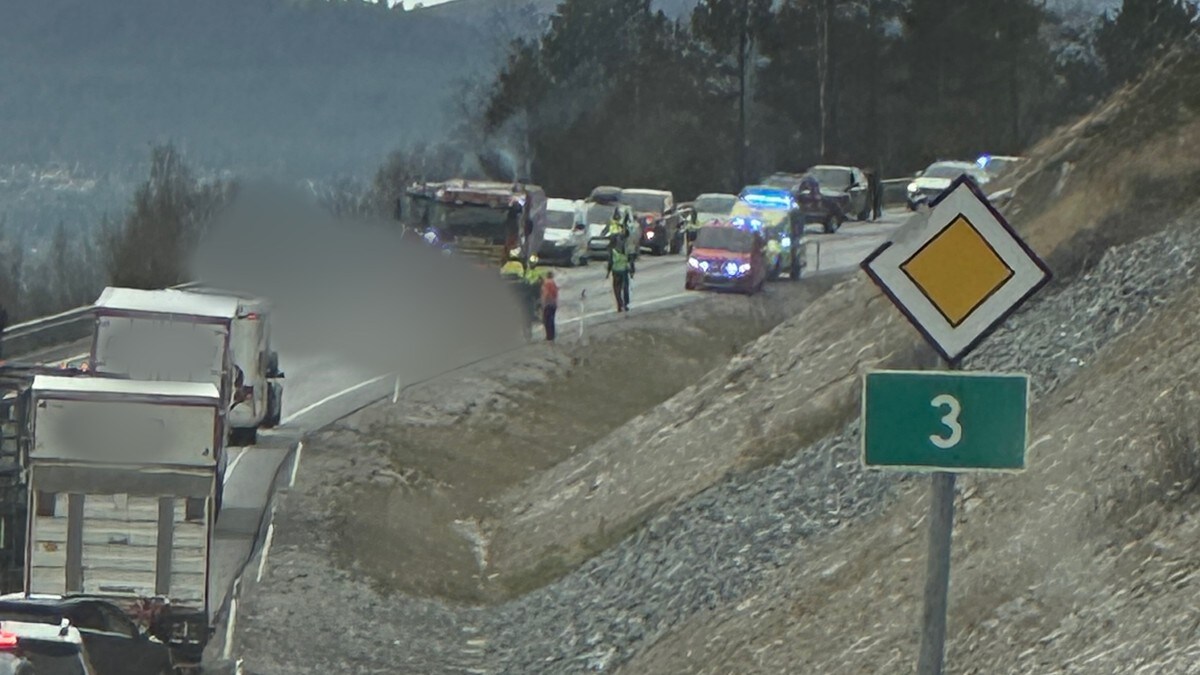 Trafikkulykke på Riksveg 3 i Alvdal – fremstår alvorlig