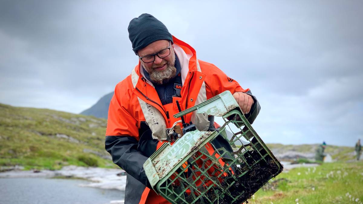 Fekk rekning for «rydding av verkstad» då båten hans var på service