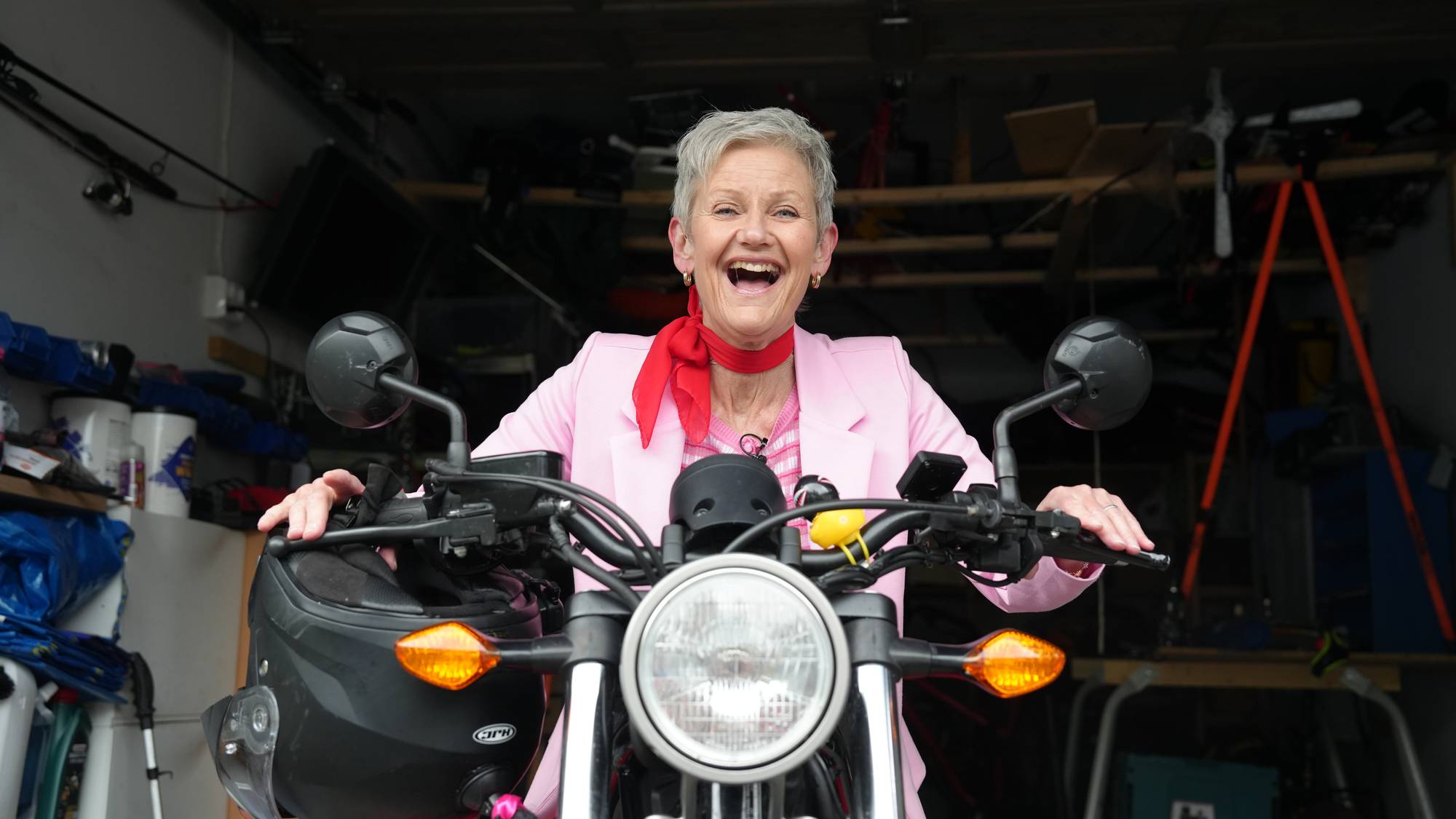 Kristin Reine gleder seg til å ta i bruk motorsykkelen igjen. 