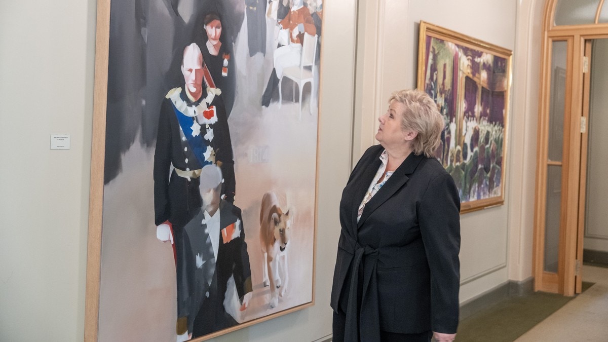 Sist en norsk konge avla eden, satt Erna Solberg i salen