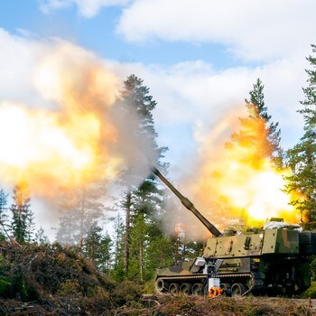 SI2f9sm8zj9TtKlS6igcYAni_MyffmNb1W8IkSQ9