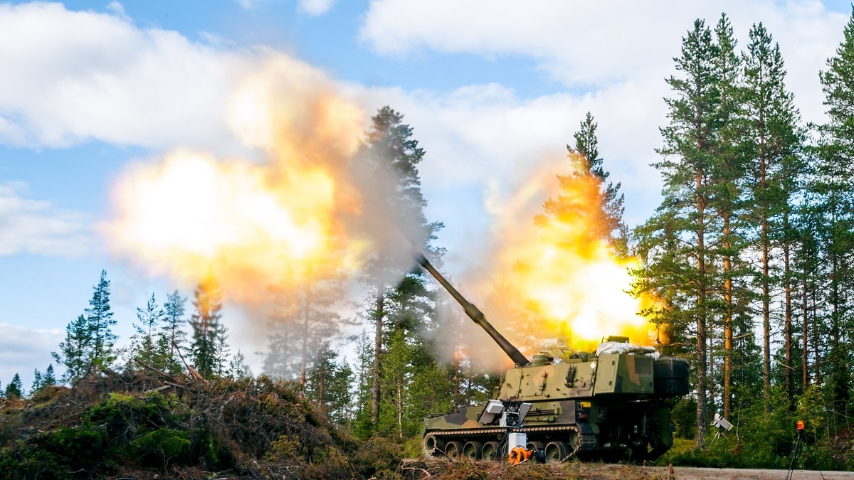 Forsvaret trappes opp i dag: Fremskynder kjøp av betydelig ildkraft