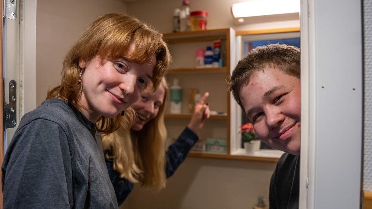 Parfyme-trenden gjør Elena (21) syk: Slik løste Mathias problemet