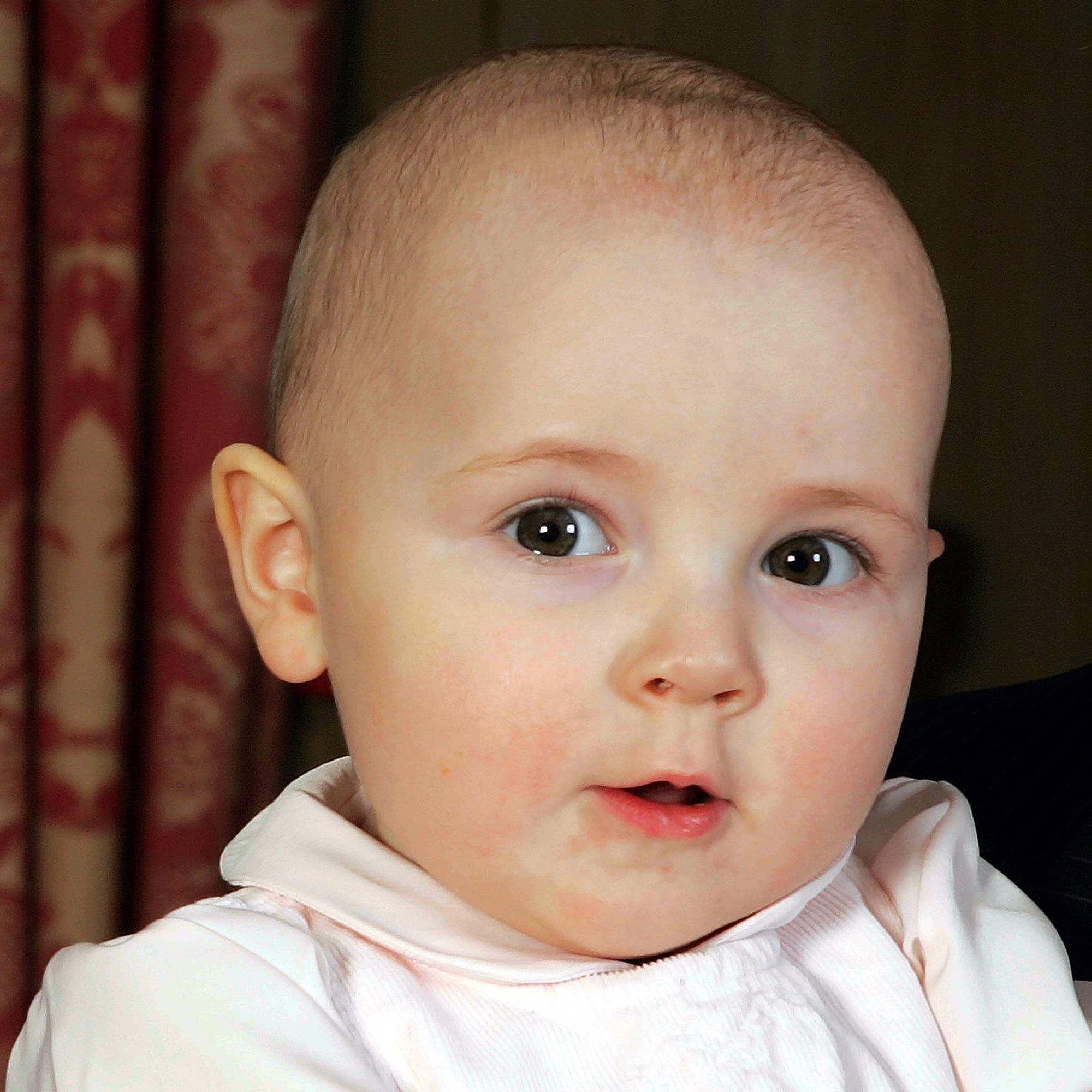 Prinsesse Ingrid Alexandra under julefotograferingen på Skaugum i desember 2004
