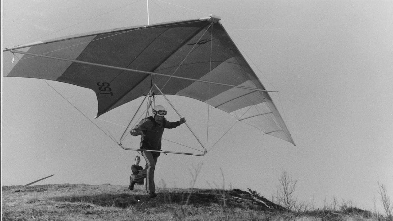 Thor Solø flyt hangglider på 70-tallet