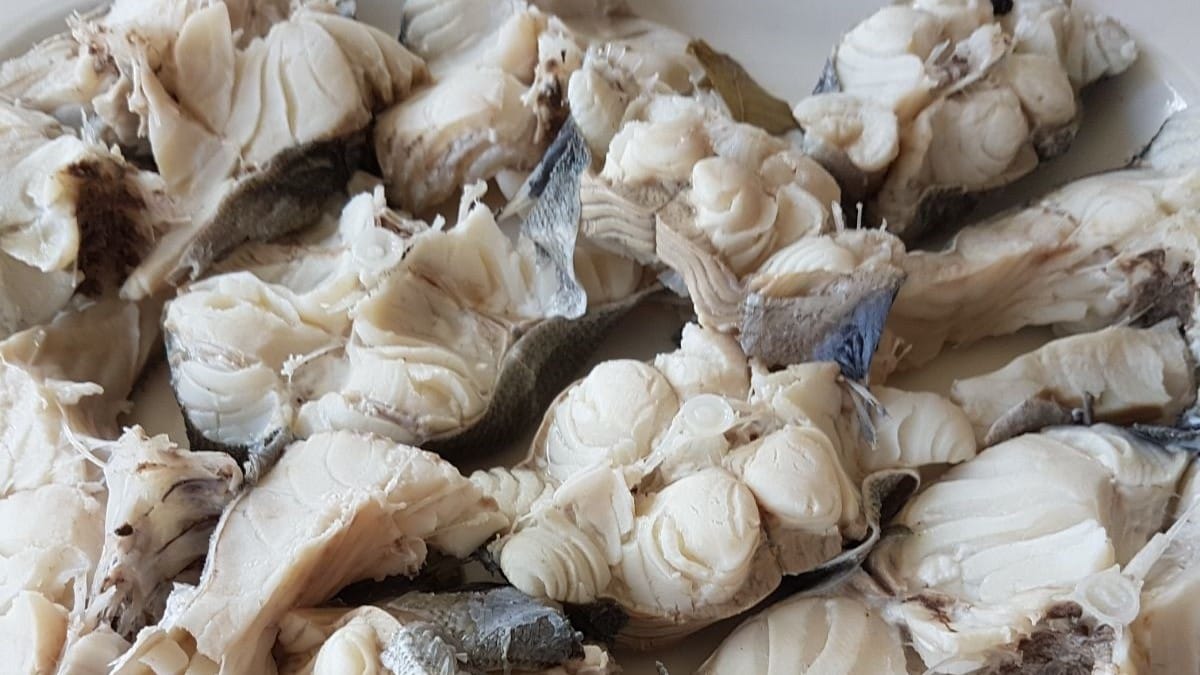 Nye r&aring;d for &aring; f&aring; unge til &aring; spise fisk: &ndash;&nbsp;F&aring; bort fiskebein og lukt