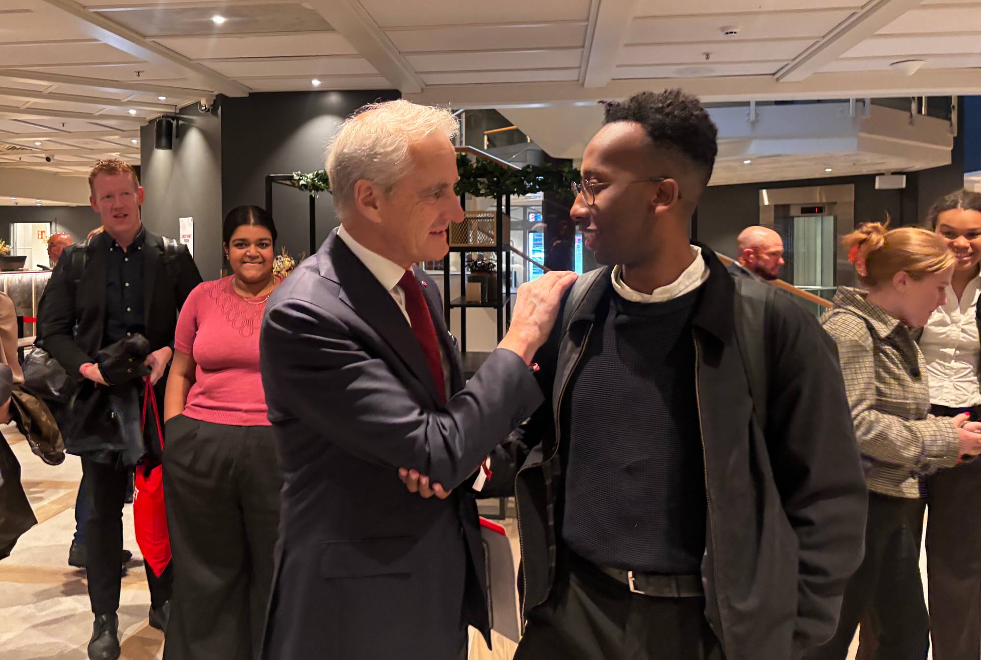 Fawzi Warsame og Jonas Gahr Støre