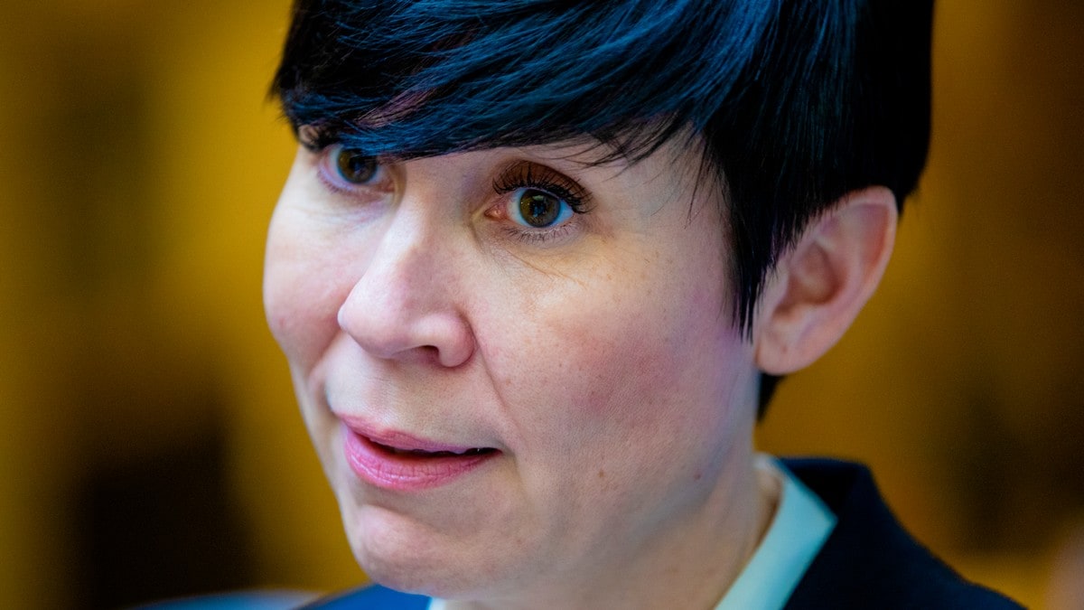 Utenriksminister Ine Eriksen Søreide: IS-siktet kvinne må dekke egne hjemreise-utgifter
