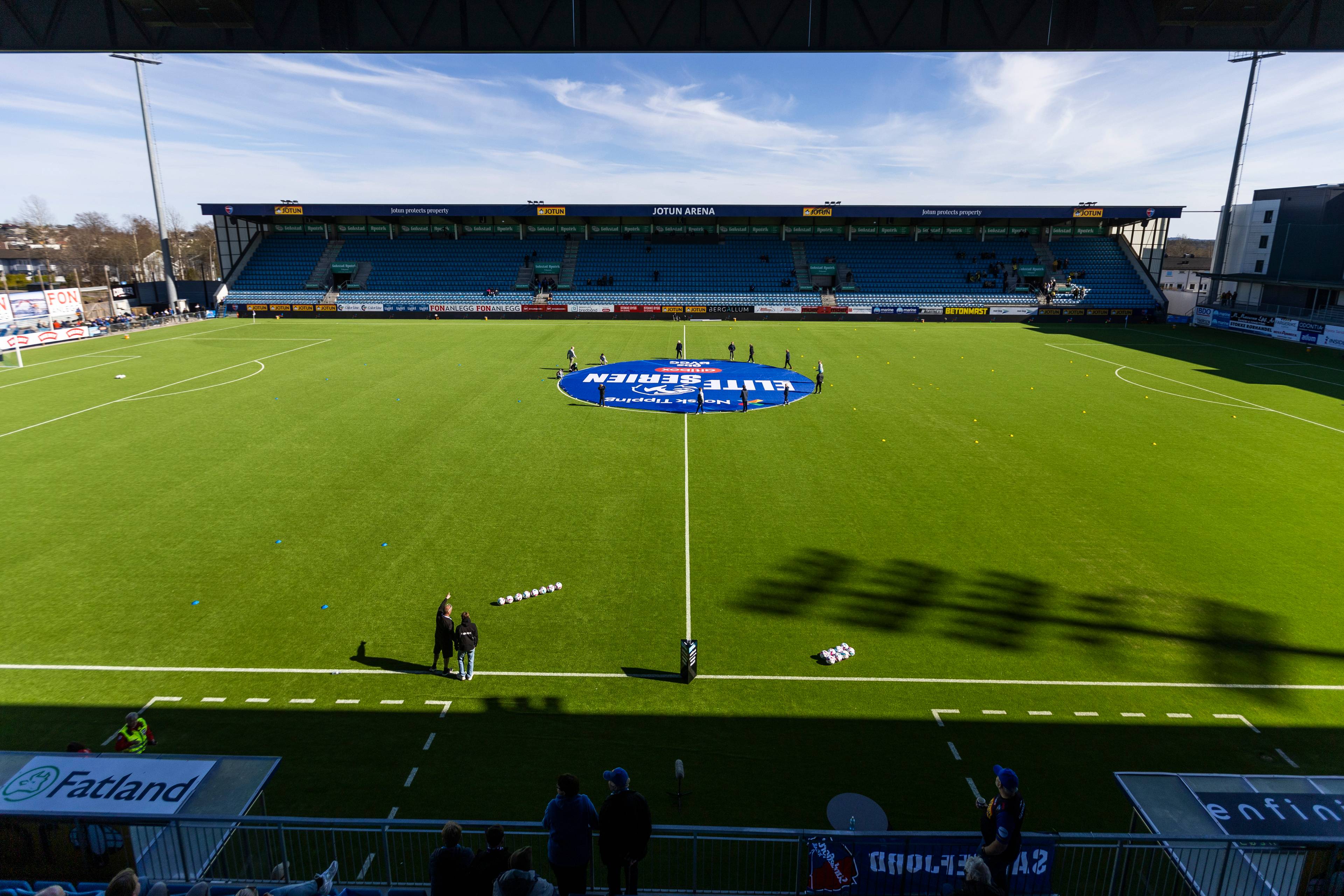 Oversiktsbilde over Jotun Arena i Sandefjord.