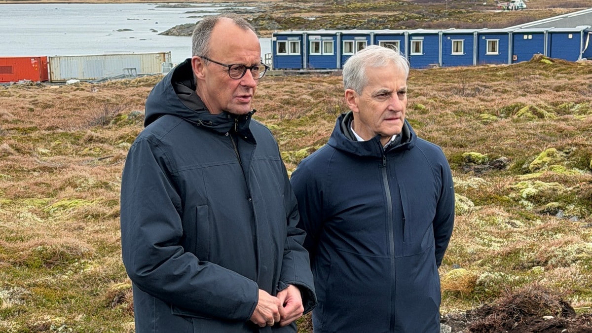 Støre møtte den tyske kansleren for å snakke om raketter: – Bruk av satellitter er avgjørende