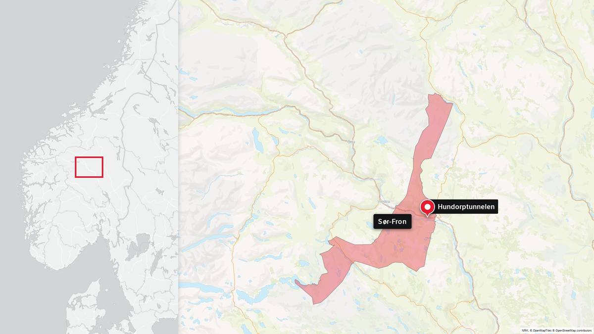 Traktorar sperrar E6 i Gudbrandsdalen