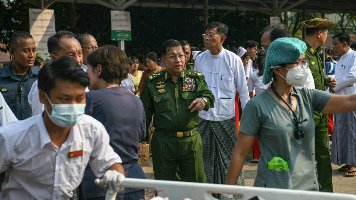 Junta: – Minst 694 døde i jordskjelvet i Myanmar
